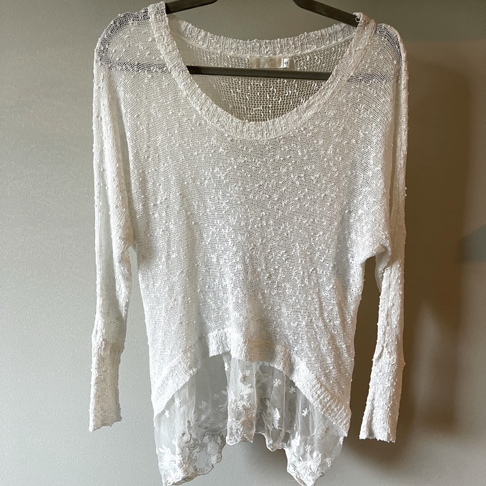 From LF! Millau Lace Hem Sweater in White! Sz S